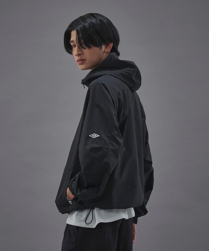 聯名**安博羅**尼龍連帽夾克
