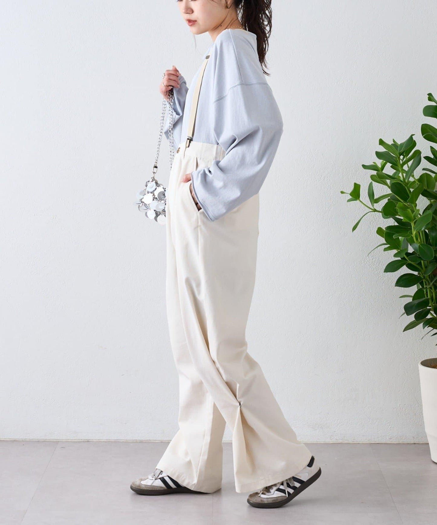 透視拼接一點刺繡oversize T 恤