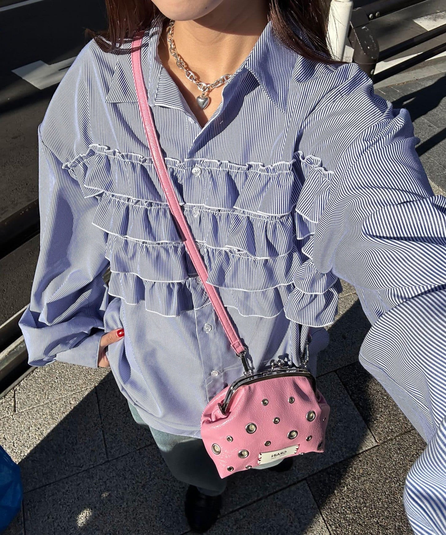 荷葉邊拼接上衣