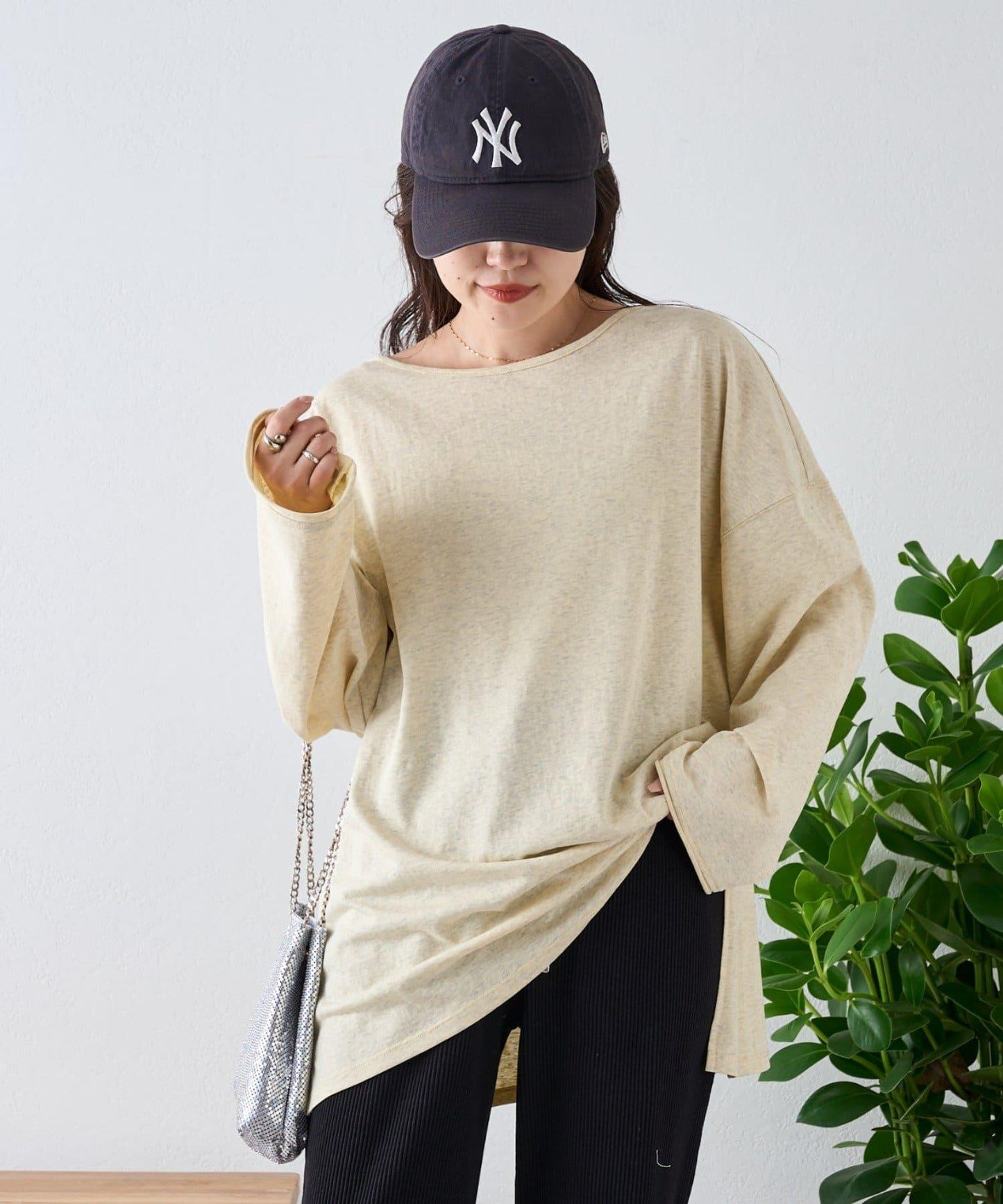 透視拼接一點刺繡oversize T 恤