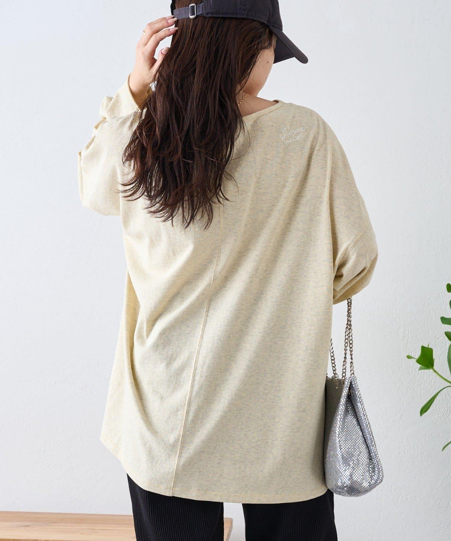 透視拼接一點刺繡oversize T 恤