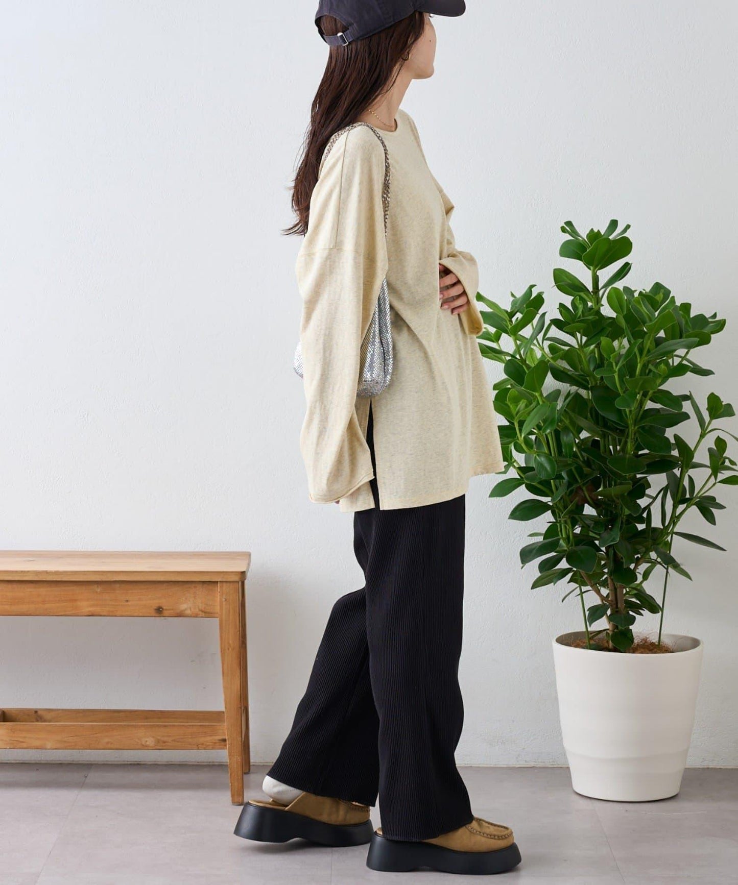 透視拼接一點刺繡oversize T 恤