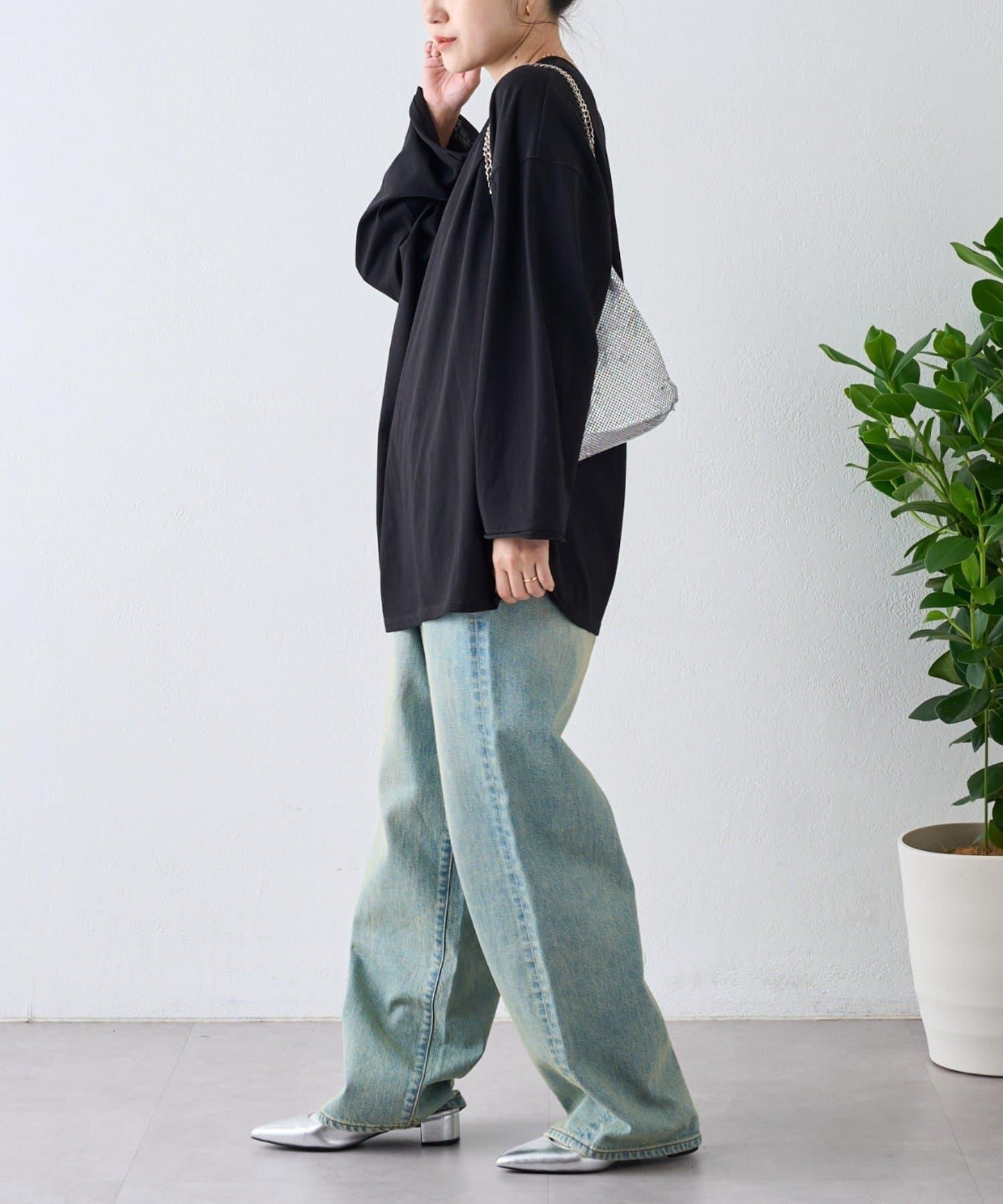 透視拼接一點刺繡oversize T 恤