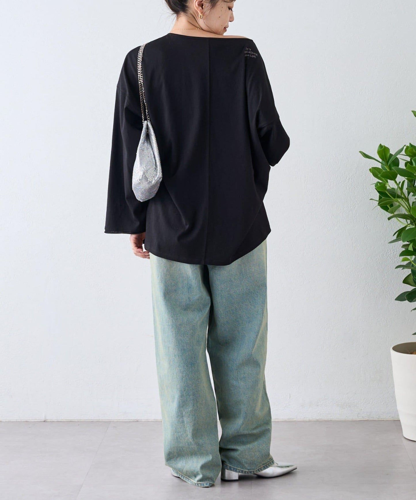 透視拼接一點刺繡oversize T 恤