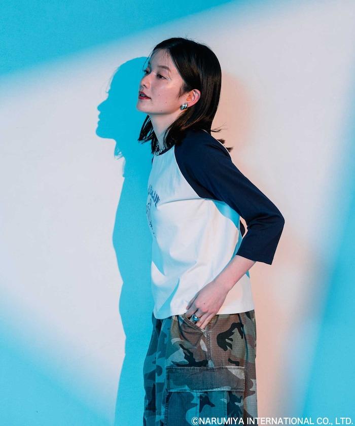 成美角色 套頭T恤