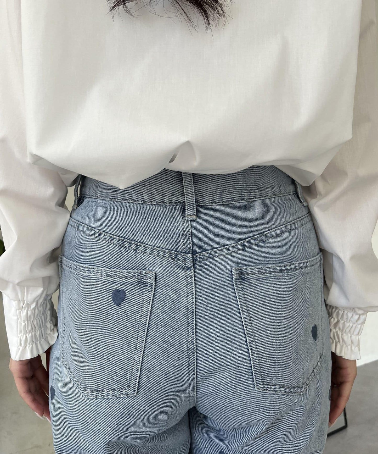 心形刺繡直筒牛仔褲