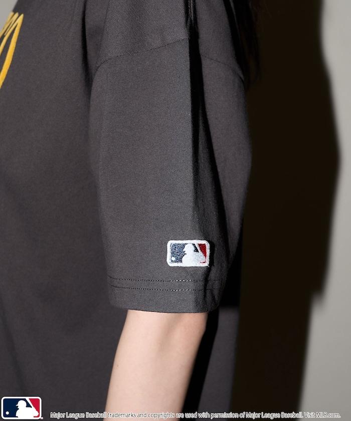 MLB 絨布標誌 大學風 T恤