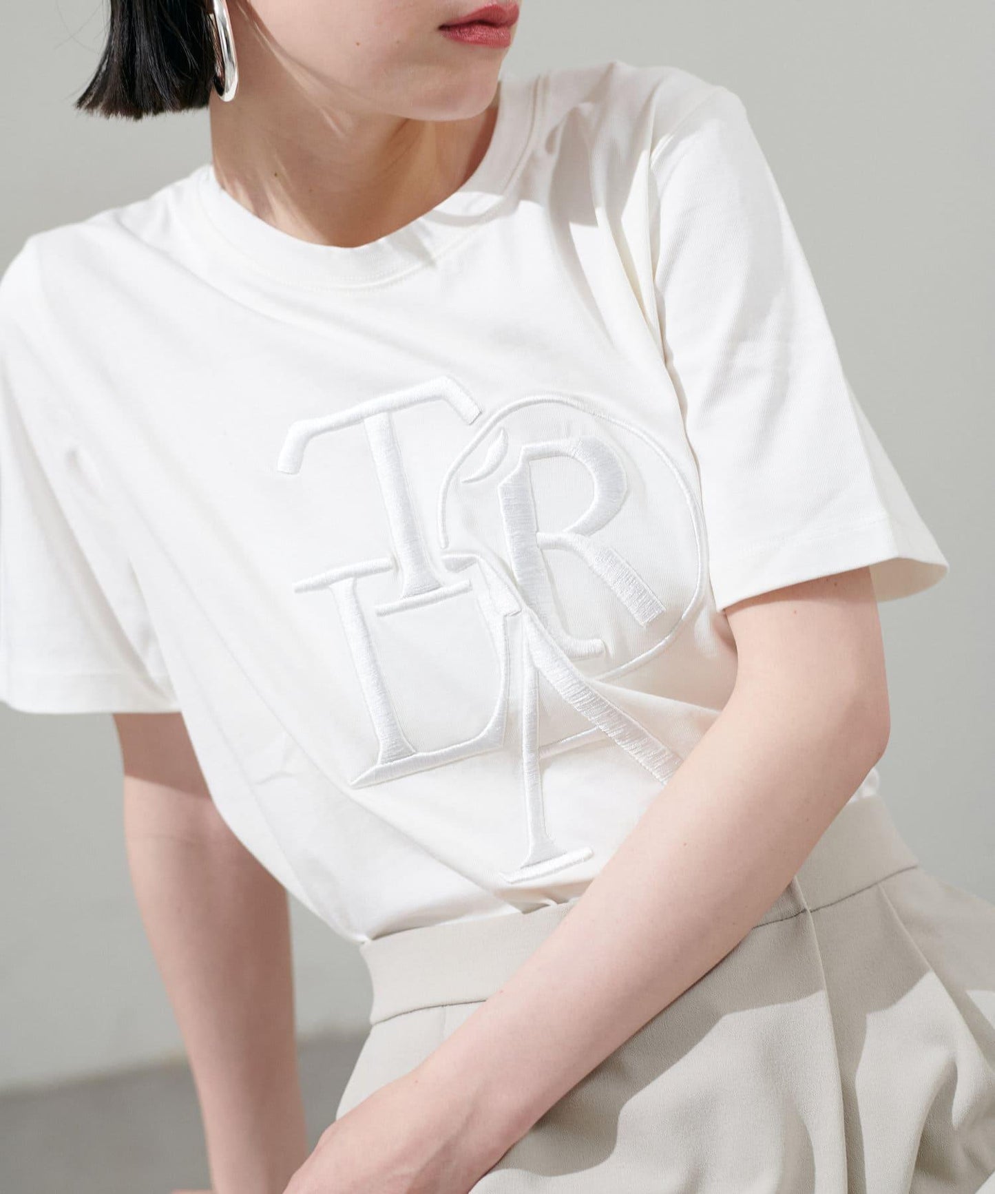 厚重LOGO刺繡T恤