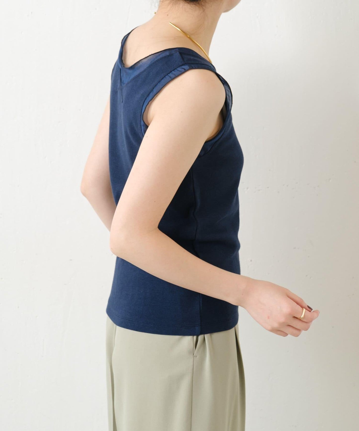 【C′NOTE/筆記】V領坦克背心