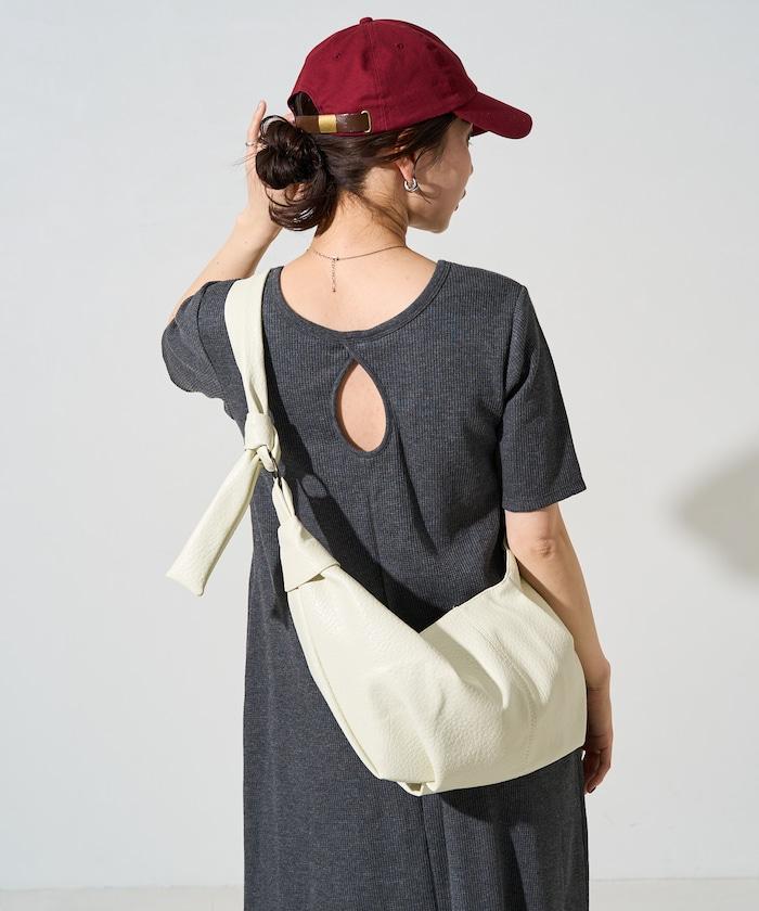 帶杯保暖半喇叭裙連衣裙