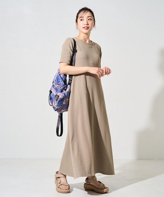 帶杯保暖半喇叭裙連衣裙