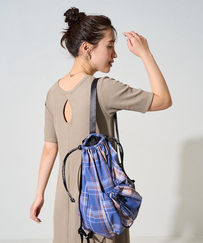 帶杯保暖半喇叭裙連衣裙