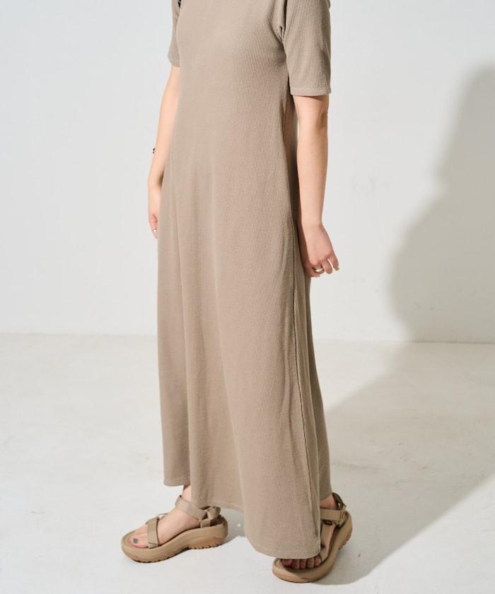 帶杯保暖半喇叭裙連衣裙