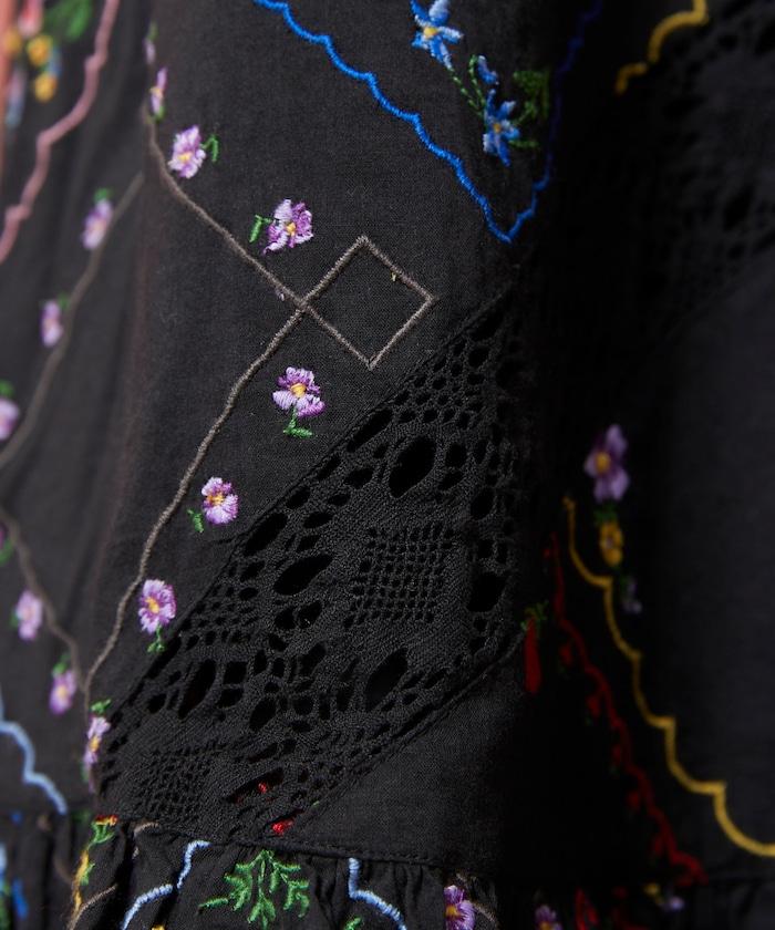 花朵刺繡吊帶連衣裙