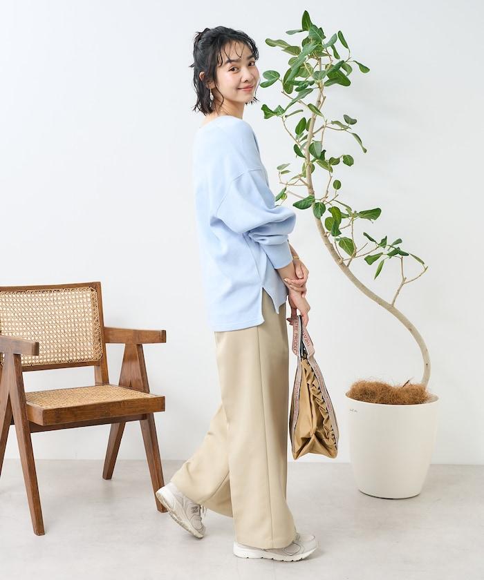 軍綠色V領短袖T恤