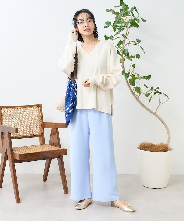 軍綠色V領短袖T恤