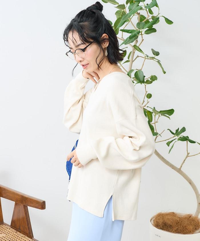 軍綠色V領短袖T恤