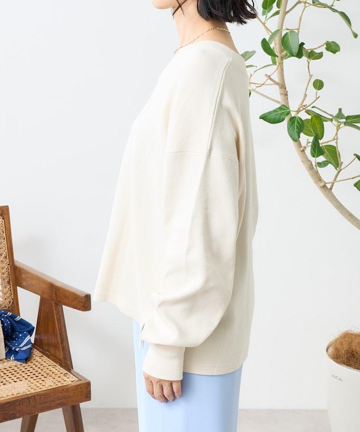 軍綠色V領短袖T恤