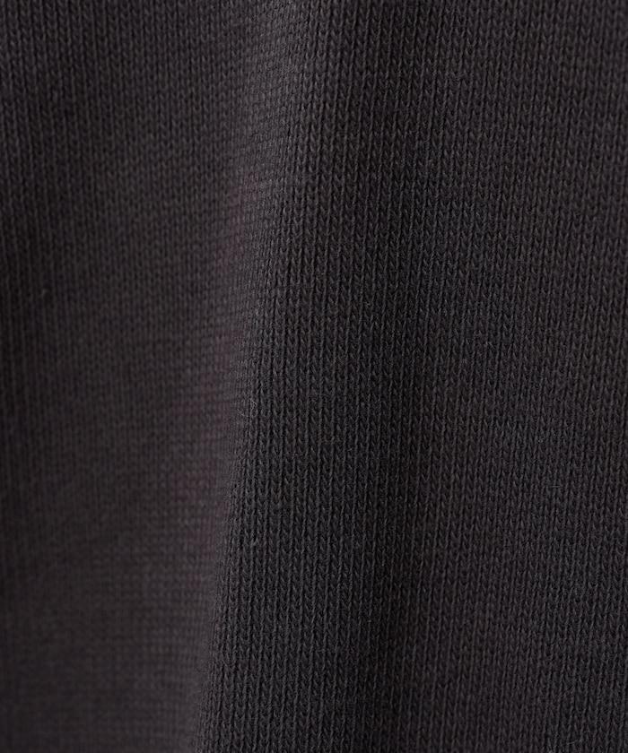 軍綠色V領短袖T恤