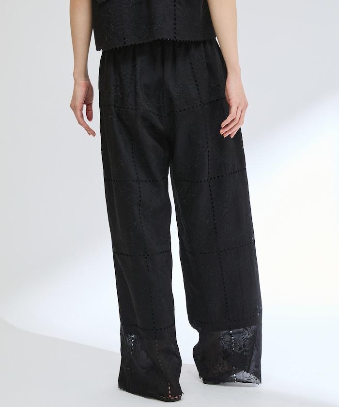 方形刺繡休閒褲