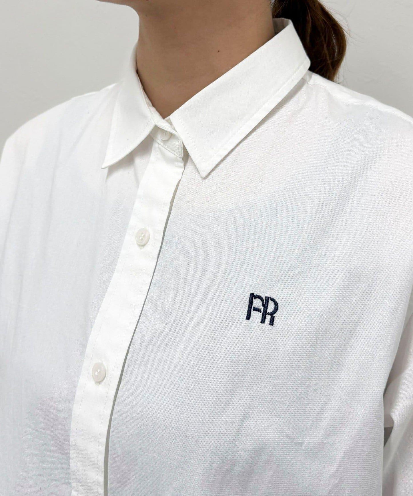 FR刺繡短袖襯衫