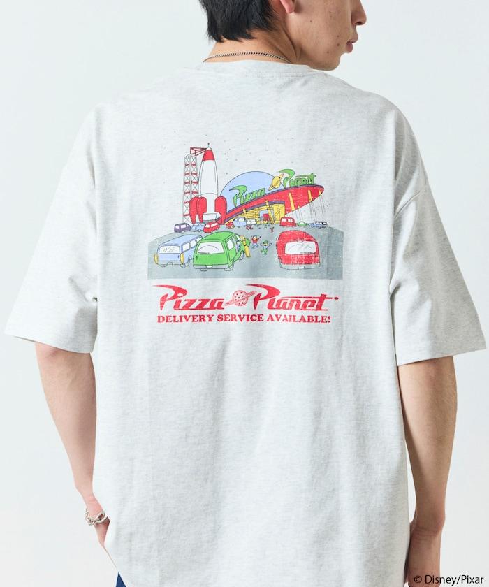 TOY STORY/玩具總動員 聯名 大尺寸 背面印花 圓領T恤/Pizza Planet