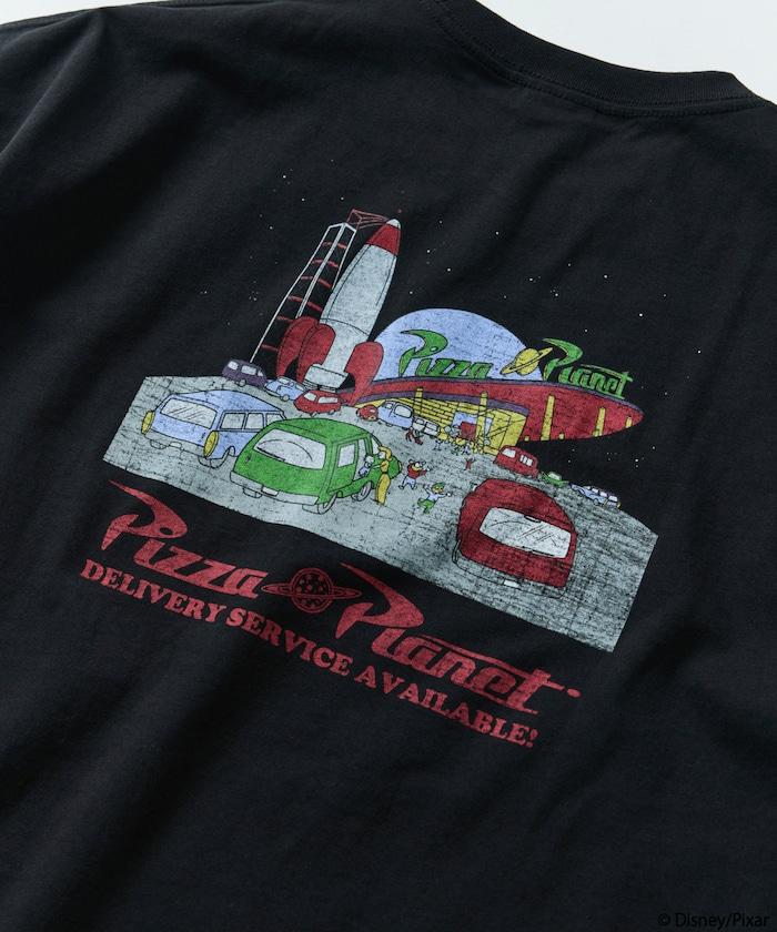 TOY STORY/玩具總動員 聯名 大尺寸 背面印花 圓領T恤/Pizza Planet