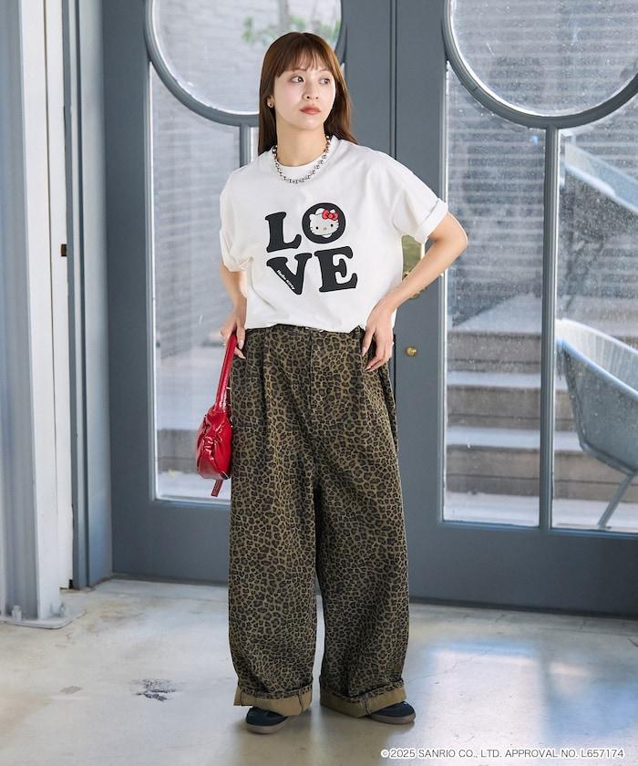 "HELLO KITTY/《Hello Kitty》" LOVE Logo T恤