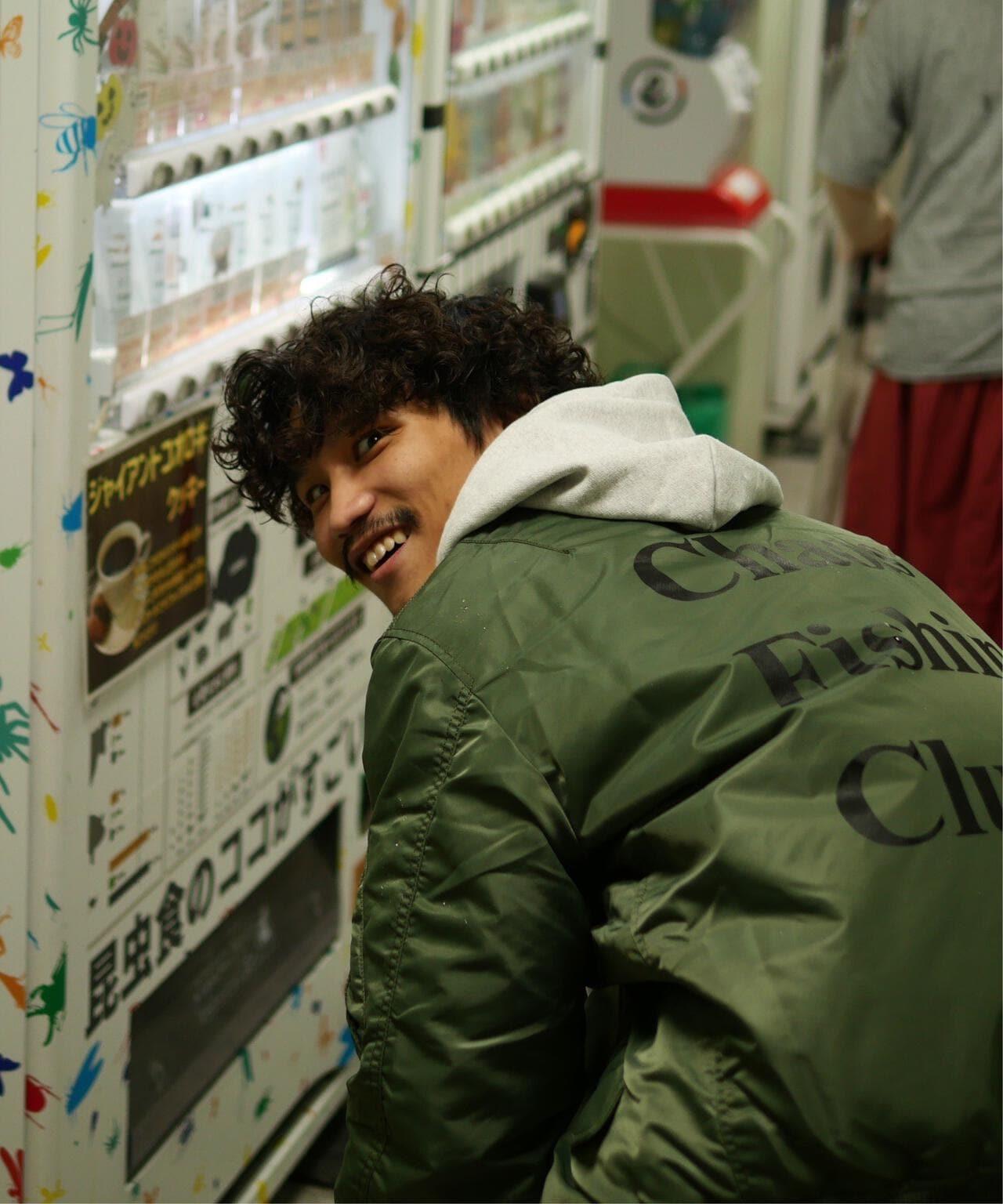 Chaos Fishing Club×AVIREX×BEAVER 聯名MA-1 商業款
