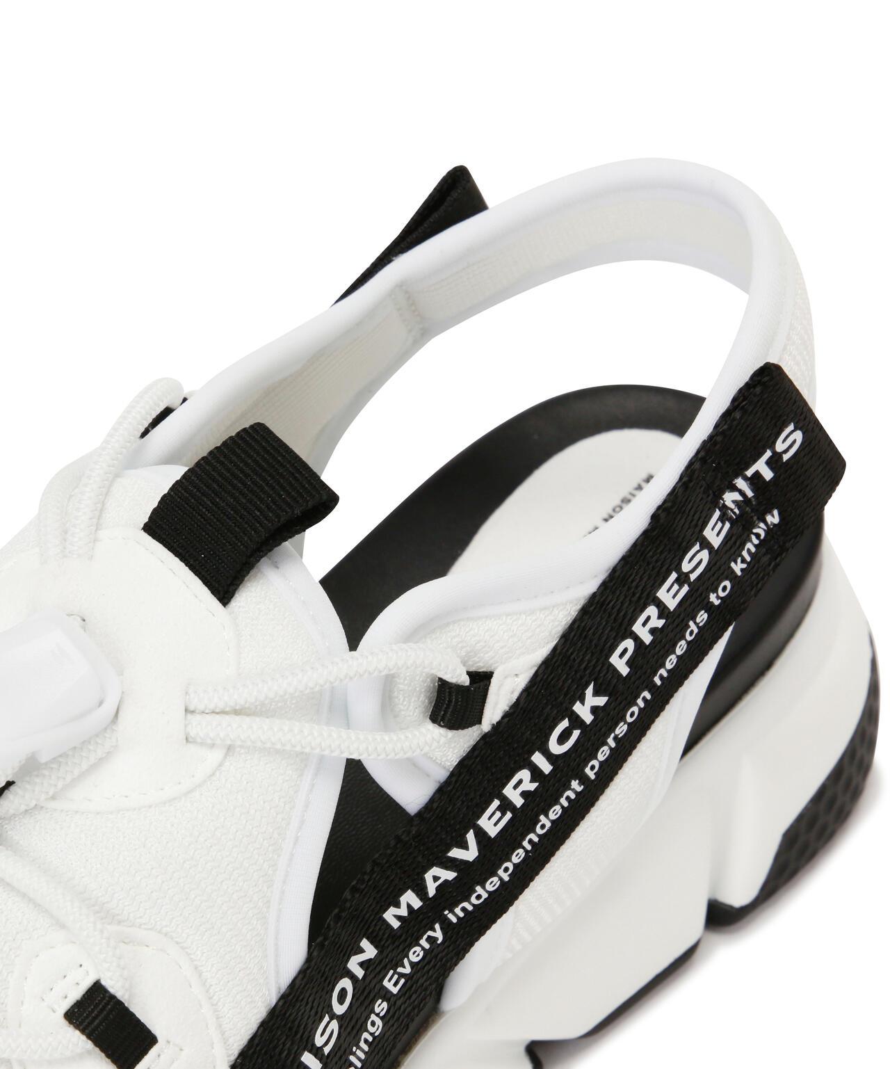 MAISON MAVERICK推出的LOGO爸爸涼鞋運動鞋