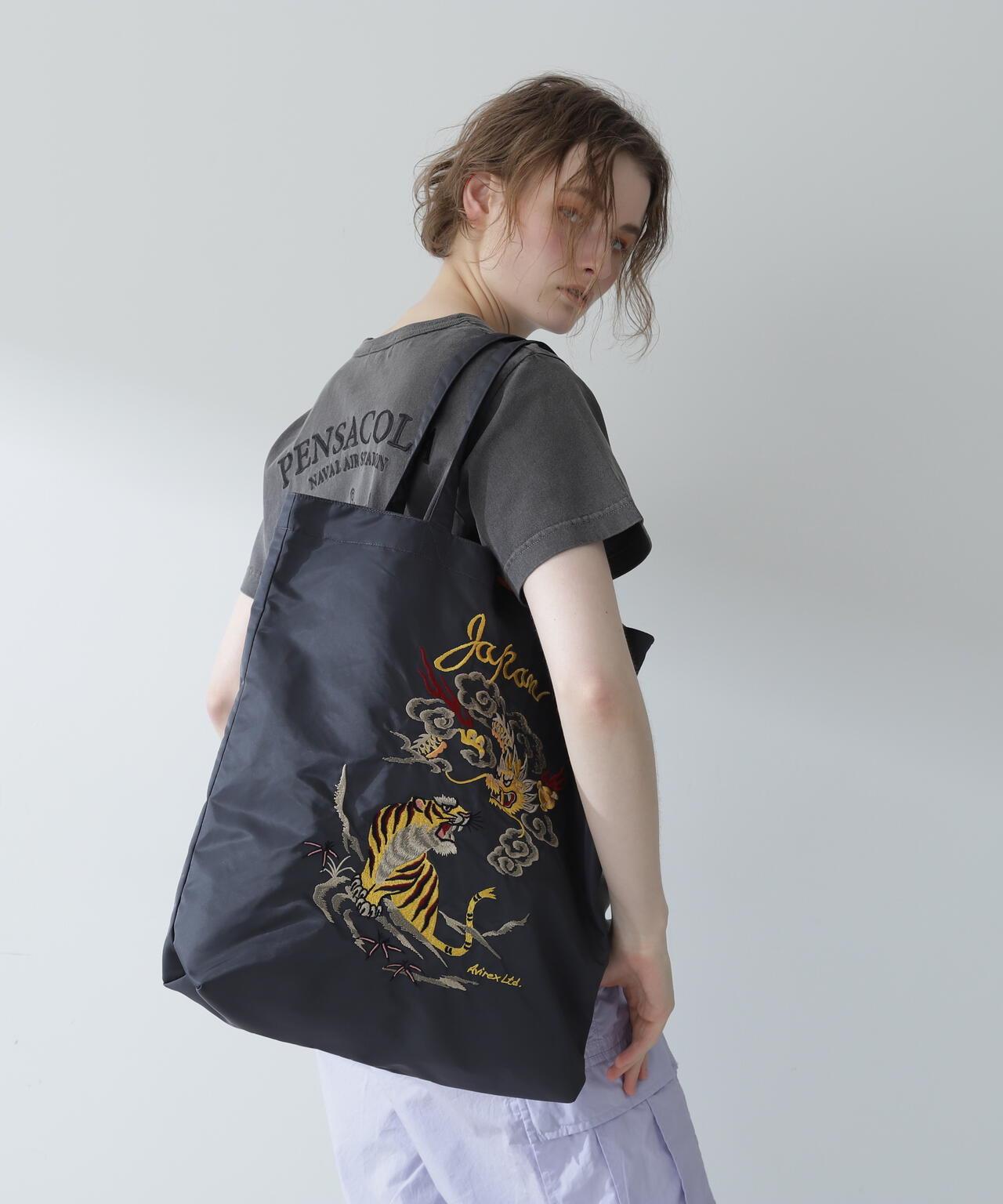 《直營店限定》日式刺繡托特包