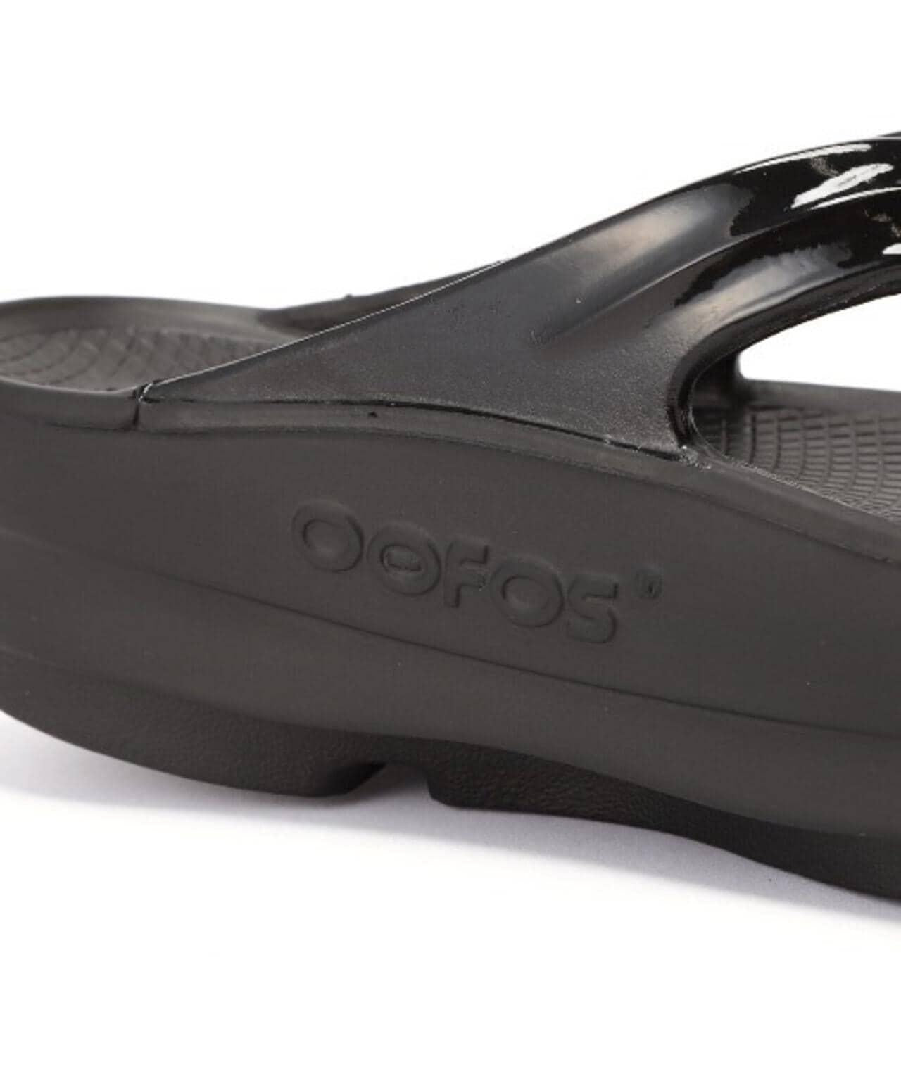 OOFOS/烏福斯 OOmega 烏梅加 恢復涼鞋 厚底