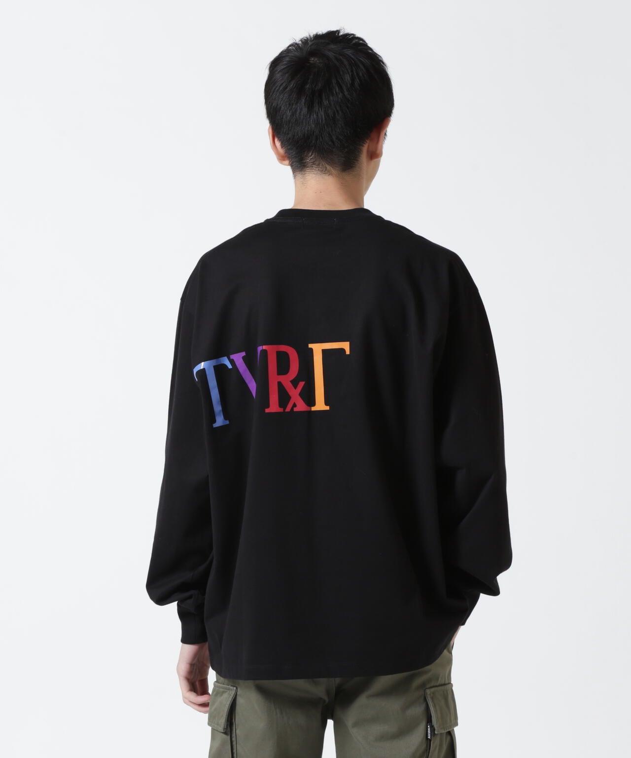ON THE TURF(在草地上)前標誌T恤