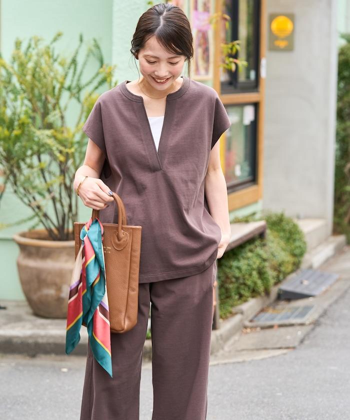 V領法式短袖褲裝套裝(T恤衫·休閒褲)