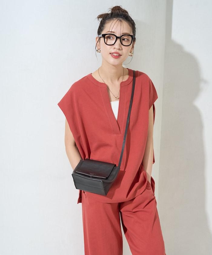 V領法式短袖褲裝套裝(T恤衫·休閒褲)