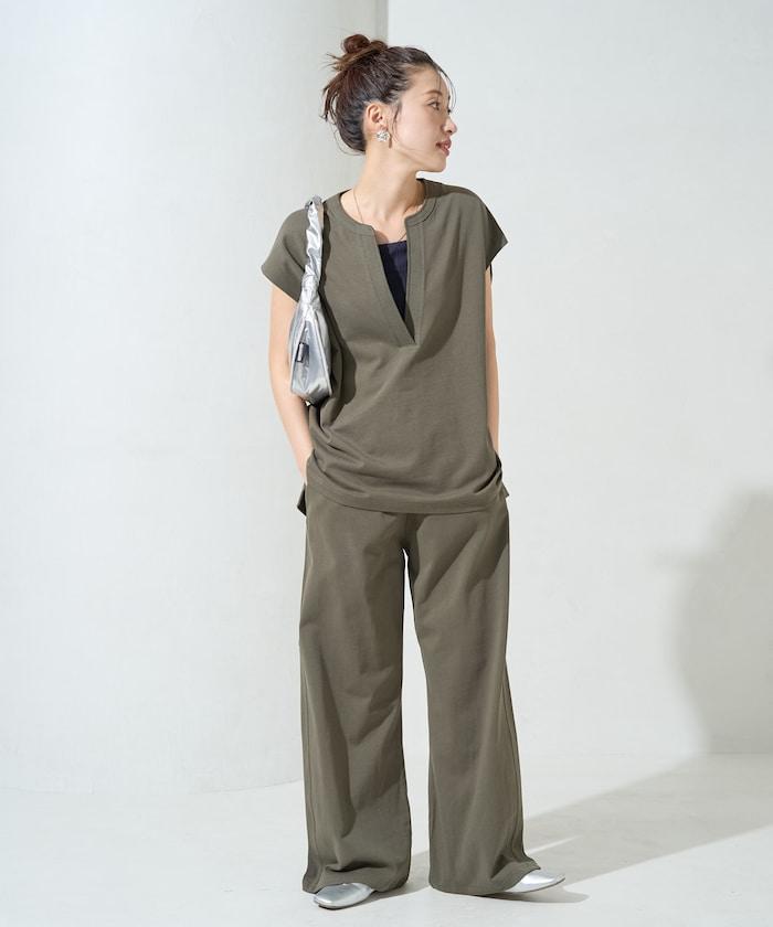 V領法式短袖褲裝套裝(T恤衫·休閒褲)