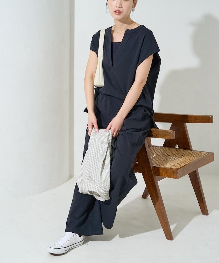 V領法式短袖褲裝套裝(T恤衫·休閒褲)