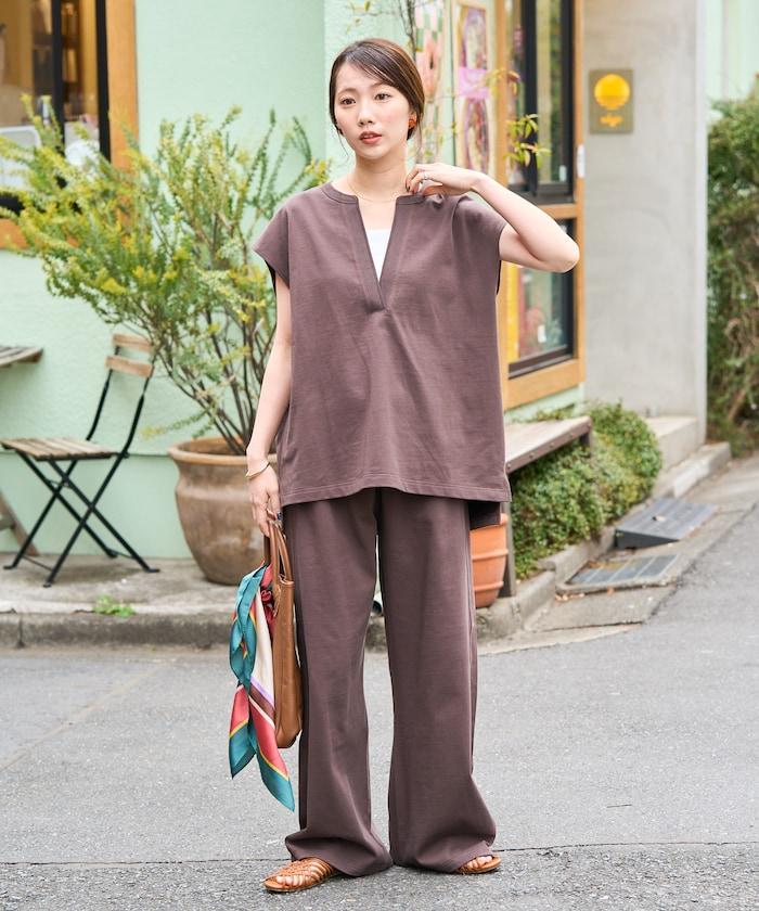 V領法式短袖褲裝套裝(T恤衫·休閒褲)