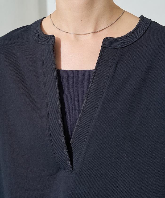 V領法式短袖褲裝套裝(T恤衫·休閒褲)