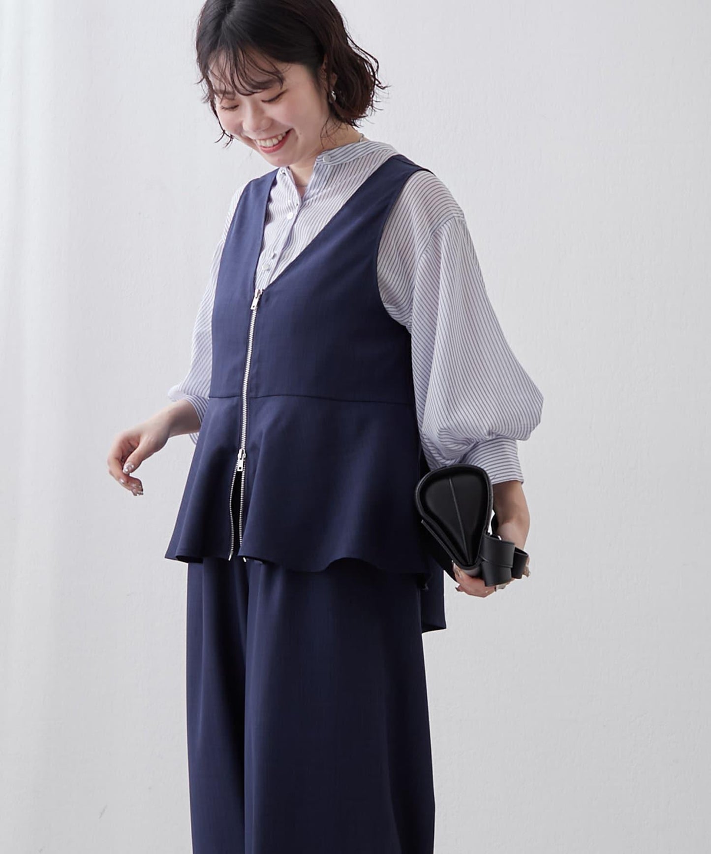 6色系、立領泡泡袖透視蕾絲襯衫