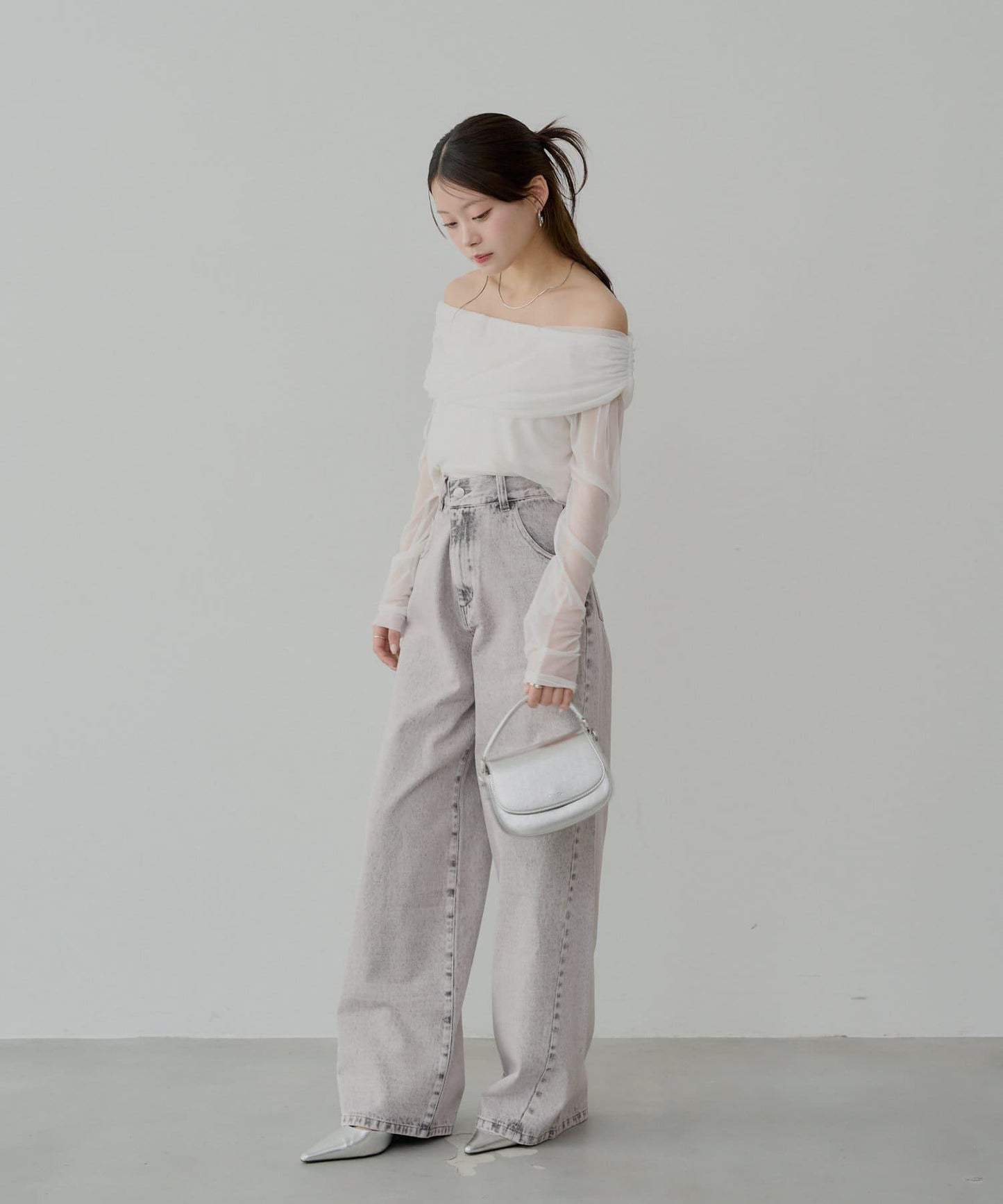 【3尺碼展開】口袋刺繡中腰直筒寬鬆牛仔褲