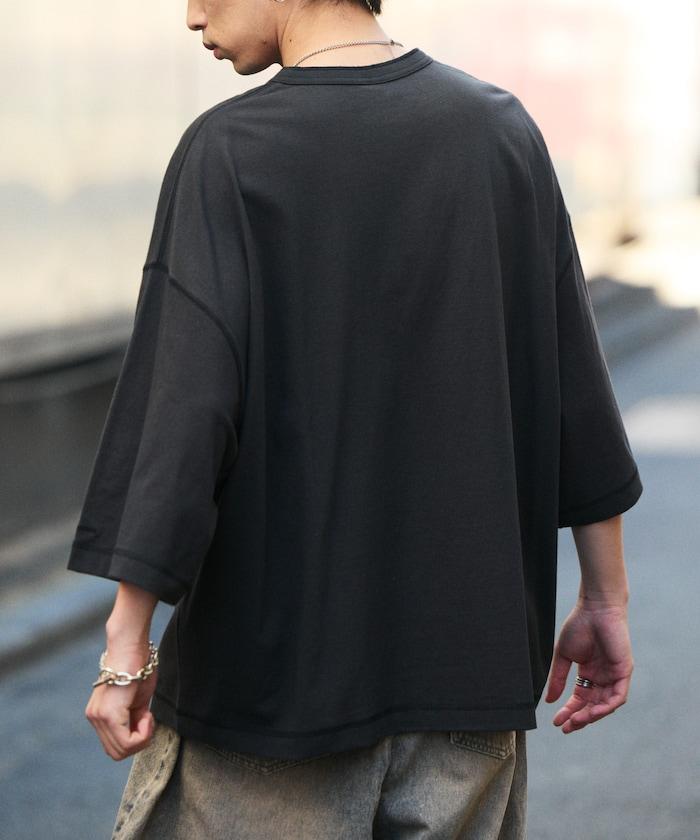 寬鬆剪裁 一點刺繡 圓領T恤/寬鬆剪裁