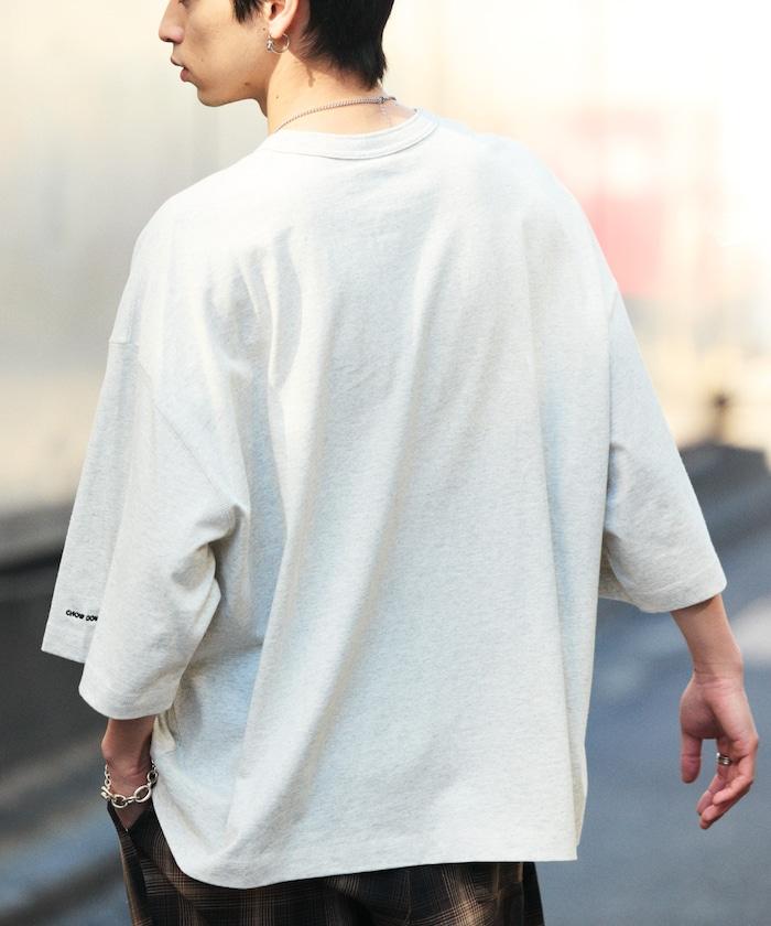 寬鬆剪裁 一點刺繡 圓領T恤/寬鬆剪裁