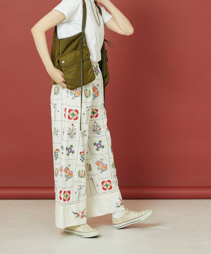 拼接花卉刺繡褲