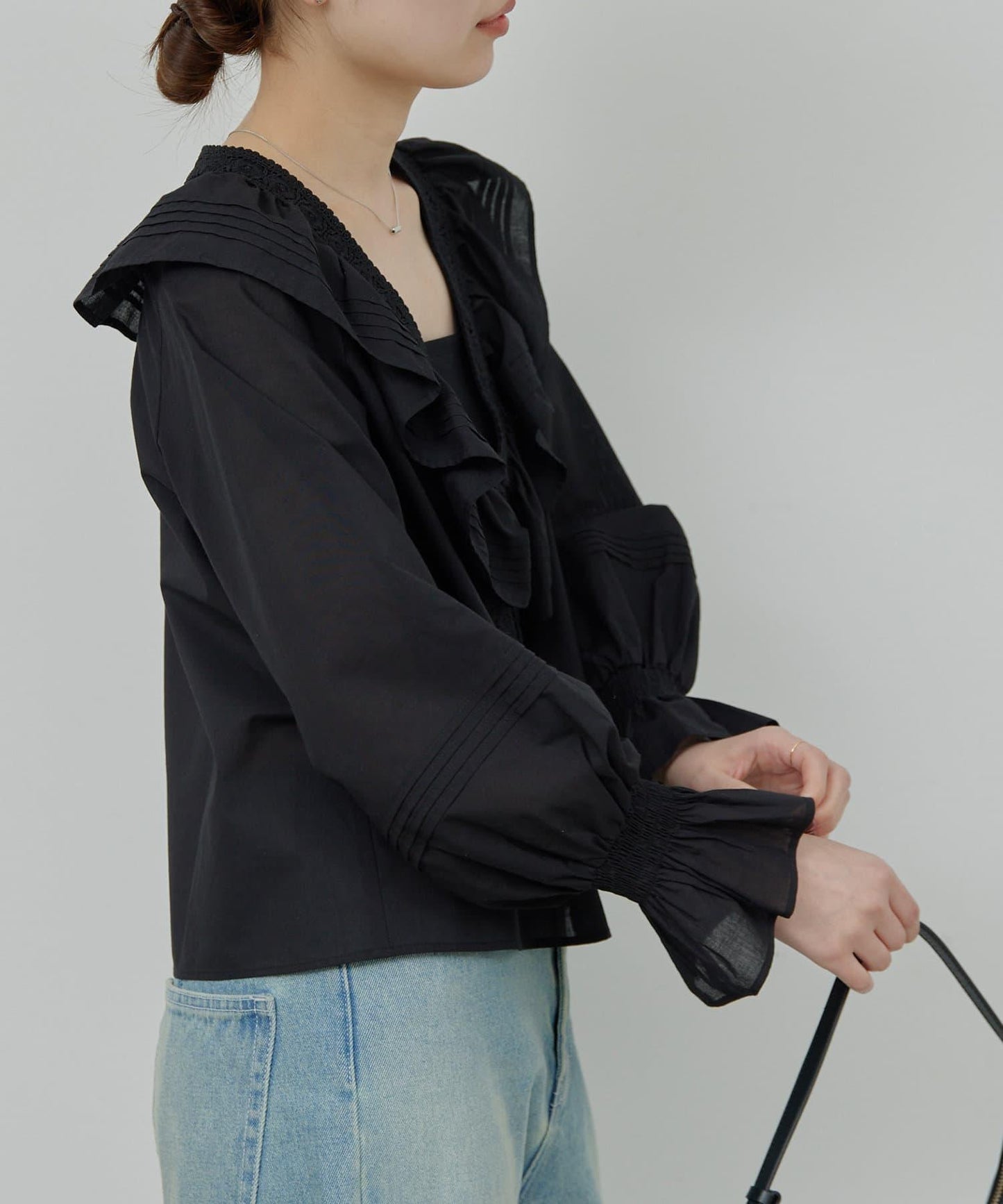 蕾絲荷葉邊襯衫