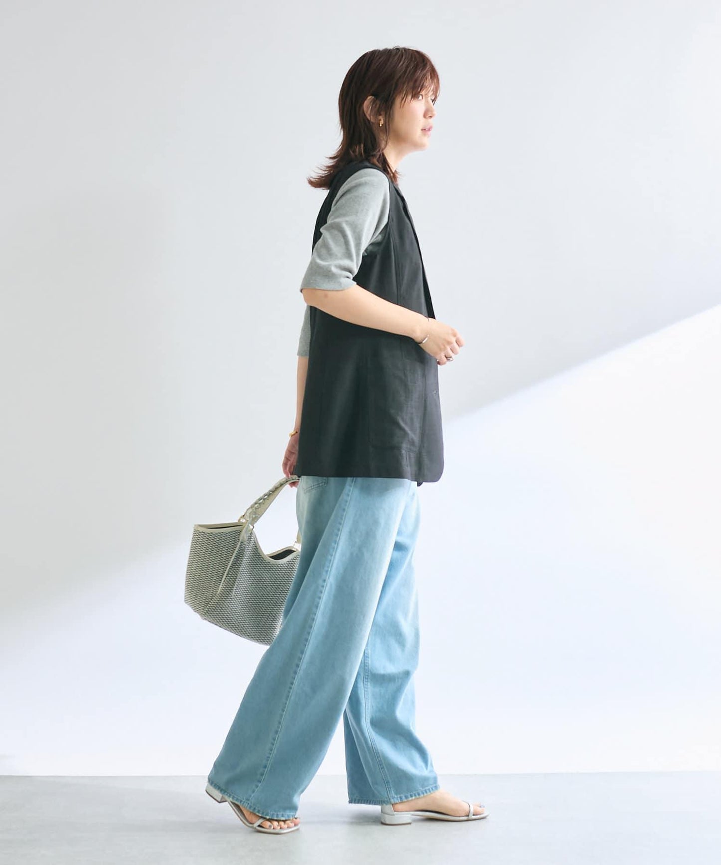 【時尚單品】半透明外套