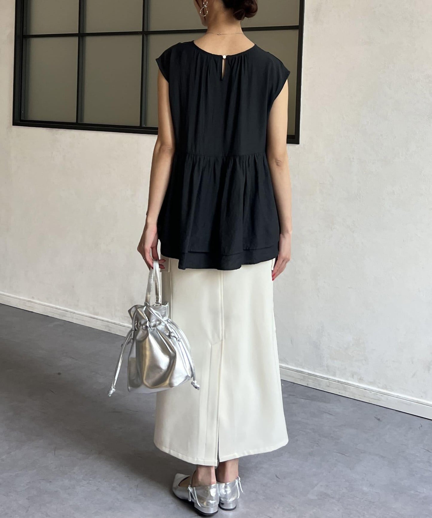 pin tuck荷葉邊上衣