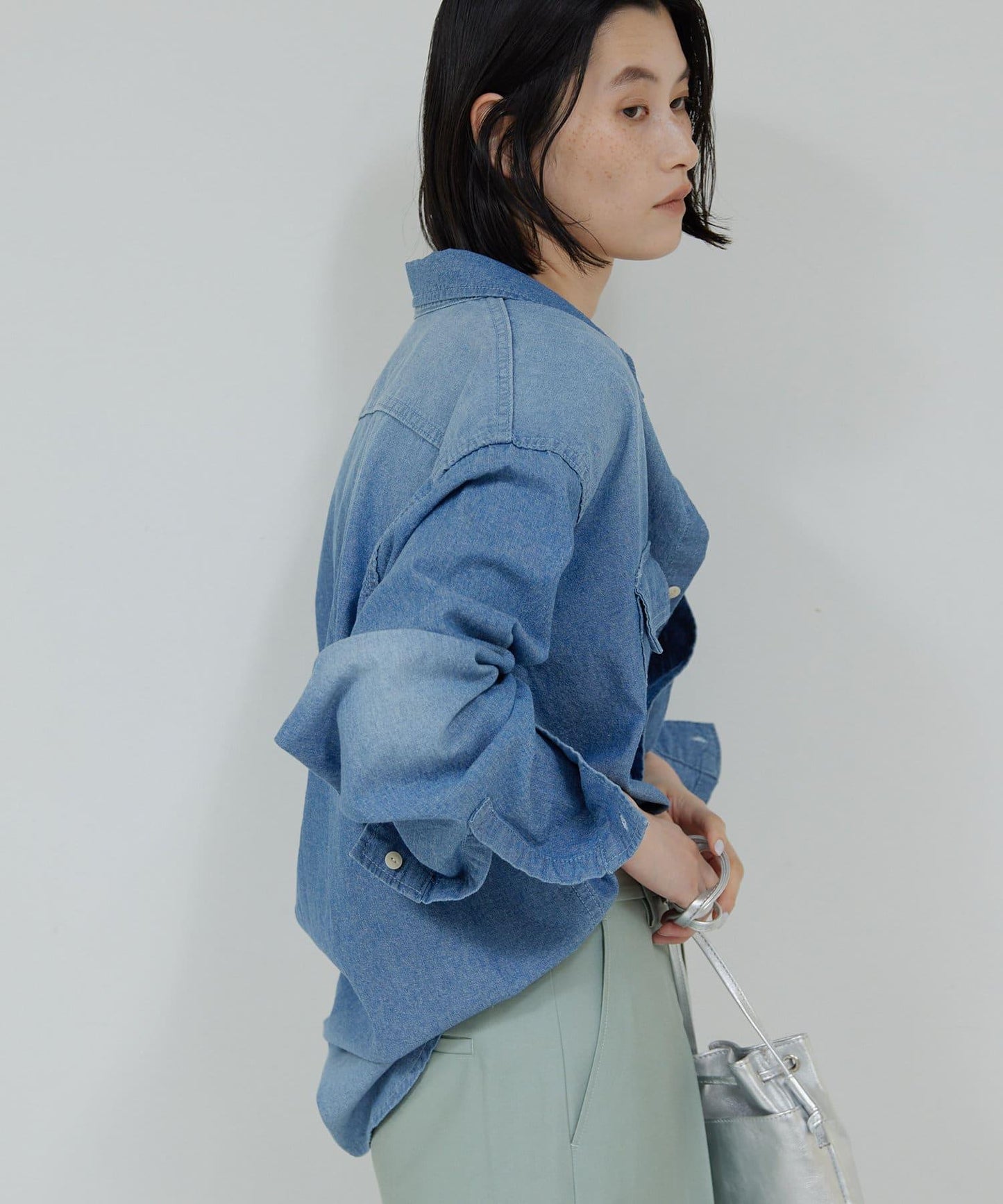 咚格里襯衫