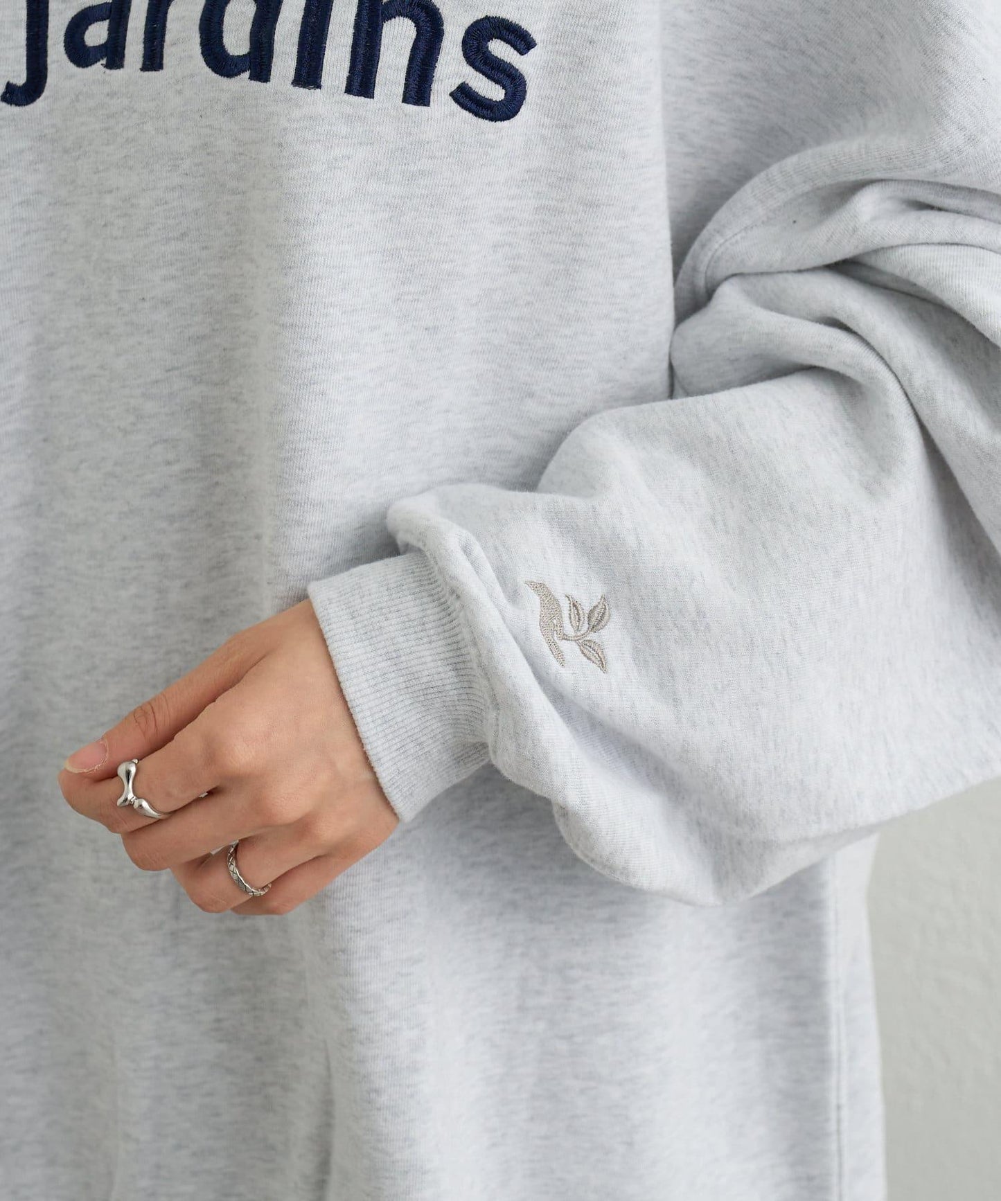 【4色展開】B 8GARDEN 刺繡衛衣