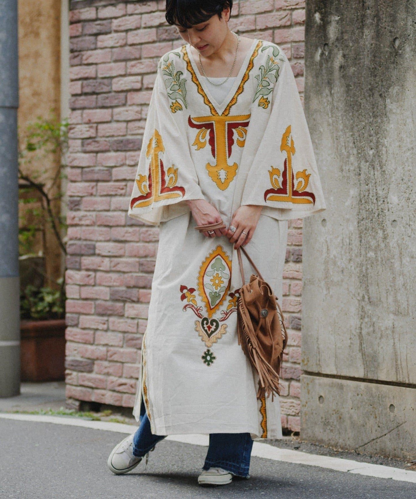 【aguni】刺繡I型連衣裙